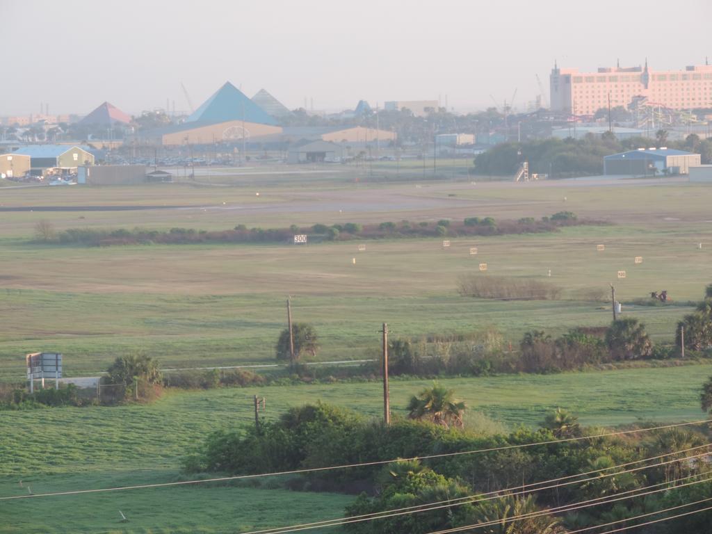 Luxury Oceanfront Condo In Ocean Grove กาลเวสตัน ภายนอก รูปภาพ