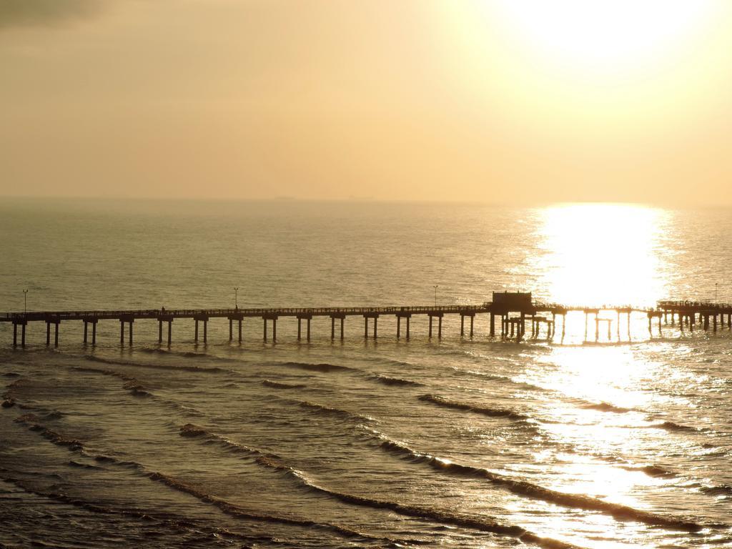 Luxury Oceanfront Condo In Ocean Grove กาลเวสตัน ภายนอก รูปภาพ